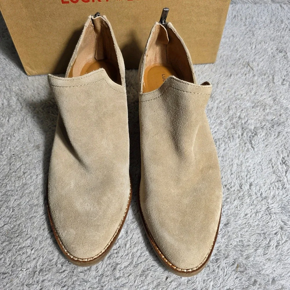 Lucky Brand specifications store